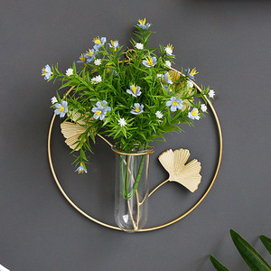 <span class=keywords><strong>Vase</strong></span> mural <span class=keywords><strong>hydroponique</strong></span> en verre doré avec modèle de feuille en métal Décoration de la maison Décor de terrarium Motif suspendu avec <span class=keywords><strong>plante</strong></span> - Product Image 6