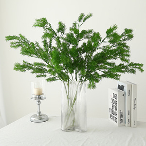 Plante verte artificielle Podocarpus Macrocarpus pour la décoration de la maison, les mariages et la photographie - Product Image 1