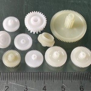 Engranajes Cónicos de Plástico Shunjie, Módulo 0.2-2, Múltiples Tamaños para Modelos de Autos y Robots RC - Product Image 1