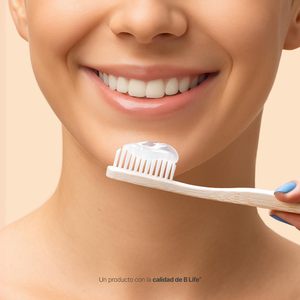 Juego de cepillos de dientes biodegradables <span class=keywords><strong>B</strong></span> Life con 10 piezas y cerdas de nailon medianas para adultos - Product Image 6