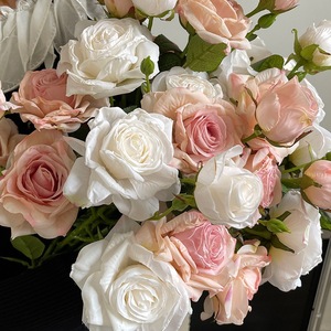 Bouquet de roses artificielles à 3 têtes, fleurs en soie à bords brûlés, blanc, rose, rouge, décoration de mariage, ornement de salon - Product Image 3