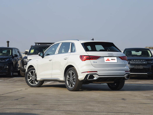 <span class=keywords><strong>Audi</strong></span> <span class=keywords><strong>Q3</strong></span> ปี 2021 35 TFSI Premium SUV 2.0T เกียร์ออโต้ พวงมาลัยซ้าย สีเดิม ไม่มีอุบัติเหตุ เหมาะสำหรับครอบครัว ขาย - Product Image 5