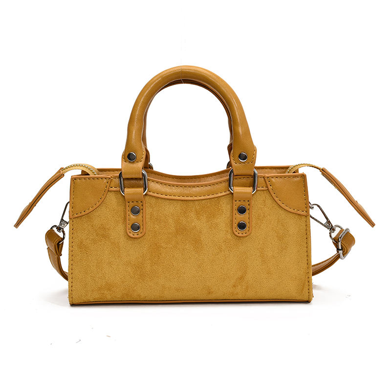 สีเหลือง