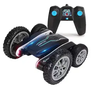 Carro de controle remoto, 4wd 360 graus de rotação, 2.4g rc drift, dublê, carro de corrida com relógio, luz, música elétrica, escalada, brinquedos para a criança