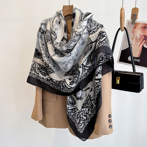 Chất Lượng Cao Thiết Kế Sang Trọng Mô Hình Màu Đen Polyester Vuông Khăn Cho Phụ Nữ Thời Trang Malaysia Voile Vuông Khăn Choàng - Product Image 1