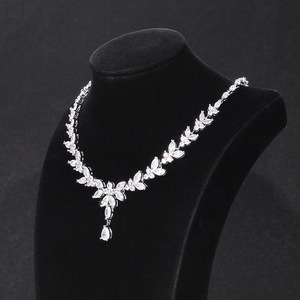 Set di Gioielli Marquise per Donna, Orecchini di Lusso da Sera, Collana da Principessa, Elegante Accessorio per Abiti da Festa - Product Image 3
