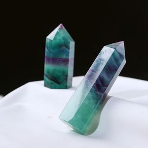 Più recente vendita Fluorite a singolo punto esagonale <span class=keywords><strong>torre</strong></span> prisma arcobaleno colorato pietra <span class=keywords><strong>di</strong></span> varie dimensioni tecnica lucidata - Product Image 3