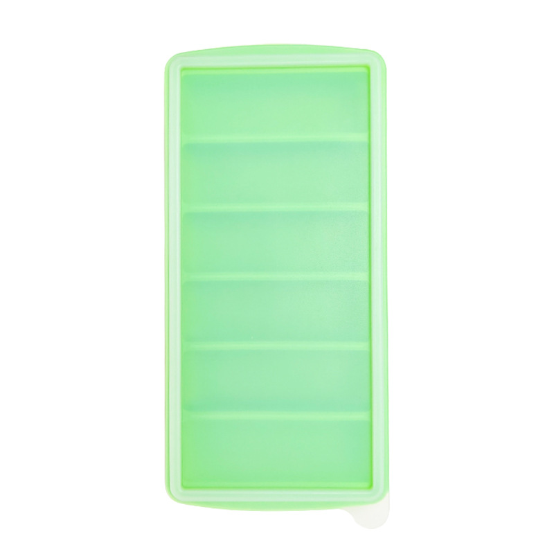 Seis verdes con tapa.