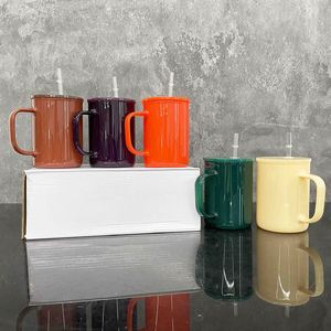 Taza de Vidrio para Sublimación de 17 oz, Estilo Macaron, con Tapa de PP de Color - Product Image 4