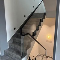 Système de balustrade en verre moderne en acier inoxydable à fixation au sol pour balcon, terrasse et palier