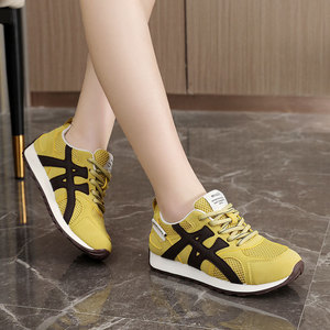 2025 New Women's Sports Casual Walking Style Shoes Breathable Thin Sole with Height Increase Toe Korean Design Color Matching - Product Image 5