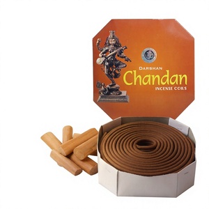 Encens en spirale Darshan Chandan en bois de santal, parfumé, de style indien, pour usage toute l'année - Product Image 1
