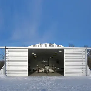 Hangar léger préfabriqué d'aéroport de structure métallique avec la couverture de toiture en métal