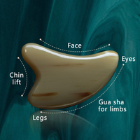 Planche de massage triangulaire en corne de vache pour le visage et le contour des yeux, avec acupression et soulagement musculaire
