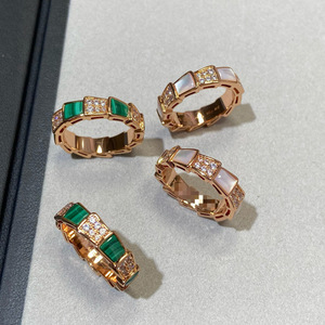 <span class=keywords><strong>Anello</strong></span> <span class=keywords><strong>Serpente</strong></span> Largo in Argento Sterling S925 Placcato Oro Rosa 18K <span class=keywords><strong>con</strong></span> Pietra Verde Micro Pavé CZ, Gioiello Unisex di Lusso Leggero - Product Image 1