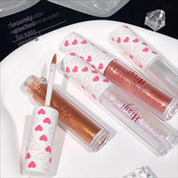 Fard à paupières liquide en tube à motif cœur pour un maquillage quotidien délicat des yeux, idéal pour les employés de bureau en milieu professionnel