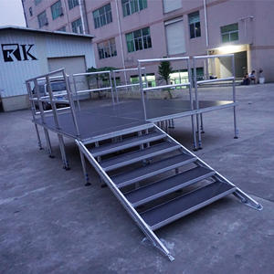Escenario Portátil de Aluminio para Festivales de Música al Aire Libre, Sistema Ajustable con Fácil Montaje y Superficie Antideslizante - Product Image 3