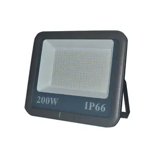 उच्च लुमेन IP66 स्टेडियम दीपक 200W बाढ़ प्रकाश आउटडोर प्रकाश व्यवस्था के लिए
