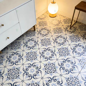 Carreaux <span class=keywords><strong>de</strong></span> porcelaine vintage <span class=keywords><strong>bleu</strong></span> <span class=keywords><strong>et</strong></span> <span class=keywords><strong>blanc</strong></span> 200x200mm pour <span class=keywords><strong>salle</strong></span> <span class=keywords><strong>de</strong></span> <span class=keywords><strong>bain</strong></span>, toilettes, douche, sol <span class=keywords><strong>et</strong></span> mur <span class=keywords><strong>de</strong></span> cuisine - Product Image 4