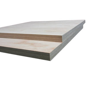 Pannello <span class=keywords><strong>di</strong></span> Compensato in Legno <span class=keywords><strong>di</strong></span> <span class=keywords><strong>Faggio</strong></span> Certificato 4x8 18mm, Prezzi all'Ingrosso, Grado BB CP - Product Image 1