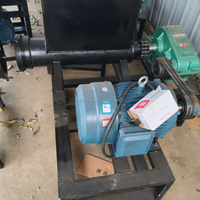 Broyeur de viande et de os entièrement automatique / Égouttoir à poulet / Machine à broyer le poisson congelé