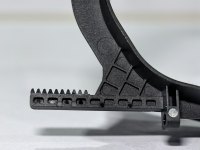 Boîtier de lentille VR en plastique optique injecté sur mesure, tolérance de 0,01 mm, haute précision, pièces structurelles pour lunettes AR/VR