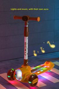 New Ride Toy Scooter <span class=keywords><strong>3</strong></span> Räder Kick PC LED Licht Elektrisch faltbar Kinder Roller <span class=keywords><strong>3</strong></span> Räder - Product Image 2