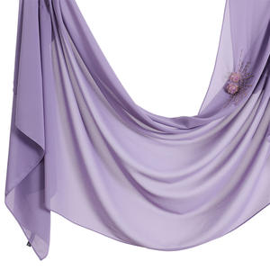 2024 nuevo lujo hecho a mano <span class=keywords><strong>Malus</strong></span> <span class=keywords><strong>Spectabilis</strong></span> 70*180cm perla gasa con cuentas Hijab diseñador Hijab con cuentas para mujeres musulmanas - Product Image 4