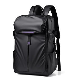 Sac à dos de sport imperméable grande capacité pour volleyball, cyclisme en extérieur, extensible avec support de casque, pour raquettes de basketball - Product Image 2
