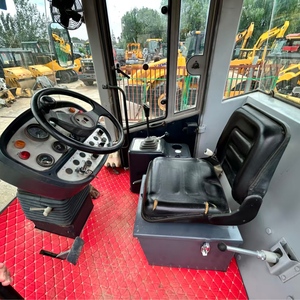 Rouleau compresseur vibrant d'occasion XCMG XS143J de 14 tonnes à tambour unique pour la construction routière - Product Image 5