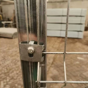 Panneau de clôture 3D vert revêtu de PVC, treillis métallique en acier <span class=keywords><strong>galvanisé</strong></span> pour la sécurité des jardins et des résidences - Product Image 6