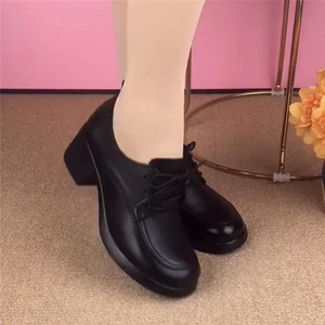 Yi'erkang chaussures pour femmes à bouche profonde en cuir véritable 2025 printemps automne à bout rond à lacets noir talon unique à talons épais mère - Product Image 2