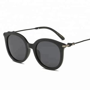 Gafas de Sol Redondas con Logotipo Personalizado al por Mayor, Protección UV400, Polarizadas, para Mujer - Product Image 1