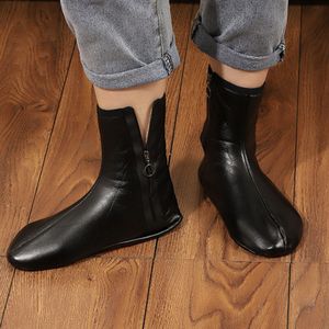 Chaussettes thermiques auto-chauffantes en cuir souple antidérapantes pour hommes, taille adulte, style Khuffs musulman original. - Product Image 2