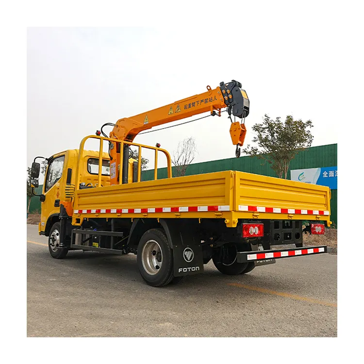 जिउबांग आधिकारिक कार इंजीनियरिंग के लिए उपयोग किए जाने वाले 24V पिकअप क्रेन ट्रक के साथ 16 टन उठाती है