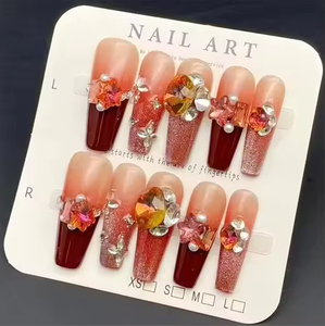 Unghie Finte Press-on Francesi Cat Eye Fatte a Mano con Strass, Design Misti, 10 Pezzi, Riutilizzabili, Confezione Personalizzata, Designer - Product Image 4