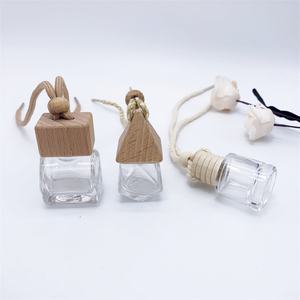 ขวดแก้วน้ำหอมรถยนต์ทรงกระบอกแบบแขวนสำหรับขายส่ง พร้อมฝาไม้และฝาเกลียวปิดผนึก - Product Image 6