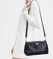 Nouveau Sac à Bandoulière en Cuir Grainé pour Femme 2026, Sac Croisé de Luxe avec Surpiqûres Contrastées, Minimaliste Toutes Saisons