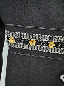 OUDINA Manteau long en <span class=keywords><strong>laine</strong></span> pour femme, style hiver, nouvelle collection, grande taille <span class=keywords><strong>XXL</strong></span>, orné de perles et de strass, avec emblème - Product Image 5