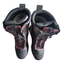 Bottes ergonomiques en cuir de lutte contre les incendies avec embout en acier et semelle intérieure rembourrée et semelle intermédiaire résistante aux perforations
