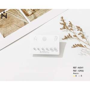 Pendientes de Zirconia Pentagonal Blanca de 4mm, 5mm y 6mm, Acero Inoxidable, Joyería de Moda Unisex, Regalo, Diseño Geométrico Moderno con Engaste de Bisel - Product Image 1