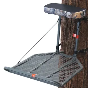 Lightweight and Sturdy Tree Stand Hunting