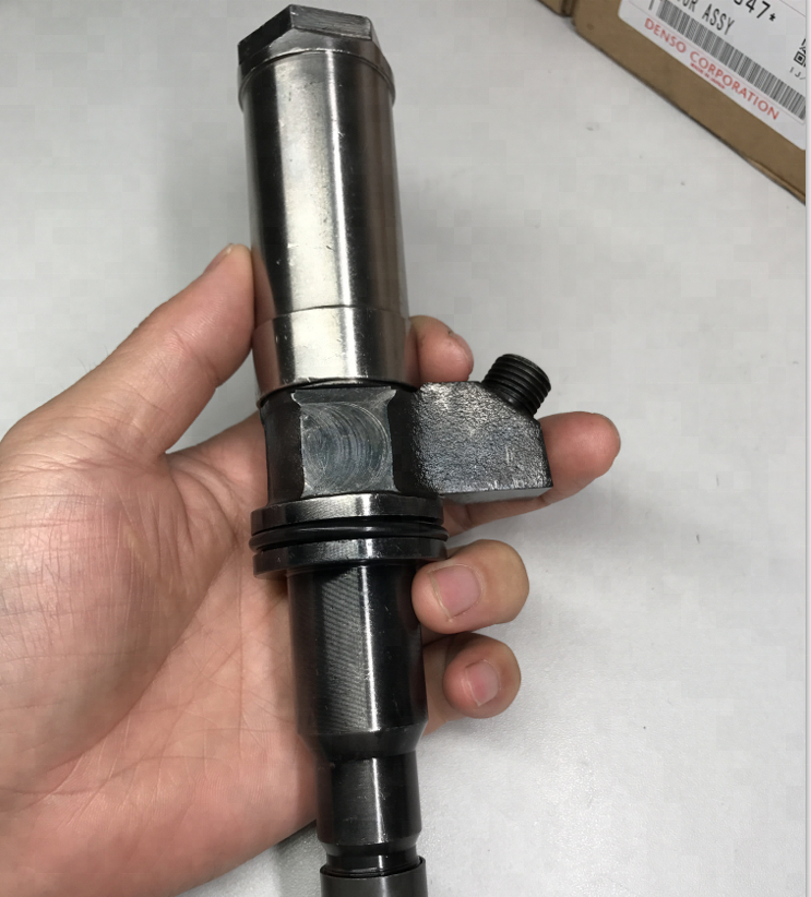 Common Rail CR Injector Fuel Injector 095000-0073 for Denso Mitsubishi