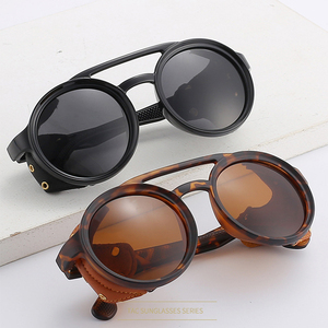 Lunettes de soleil polarisées rondes Sparloo 10346 en gros avec protections latérales en cuir - Product Image 3