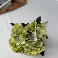 Bouquet de fleurs artificielles d'hortensias européens vintage en forme de boule, en soie, pour la décoration des événements de remise des diplômes et des bals d'Halloween