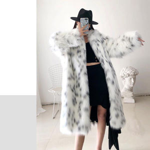 Cappotto da Donna Teddy Invernale Maculato Bianco e Nero in Finta Pelliccia di Volpe all'Ingrosso - Product Image 3