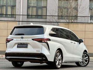 Venta al por Mayor de Vehículos <span class=keywords><strong>Toyota</strong></span> <span class=keywords><strong>Sienna</strong></span> 2023 2.5L Híbridos CVT con Volante a la Izquierda, de Gasolina, en Buen Estado, a Precios Económicos en China - Product Image 3