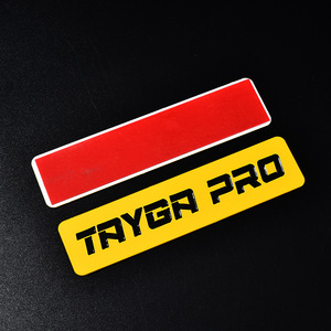 Plaques métalliques vierges en aluminium brossé argenté avec motif <span class=keywords><strong>CD</strong></span>, personnalisables avec logo estampé, fournies par l'usine, pour plaques nominatives de haut-parleurs en métal tendance - Product Image 1