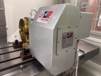 Centre d'usinage vertical CNC avec broche à refroidissement par huile, certifié CE, 10+ brevets, modèle VMC640