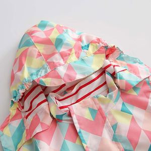 Nuevos Productos: Se Busca Distribuidor de Perchas de Madera con Diseño de Dibujos Animados para Abrigos de Madre e Hija - Product Image 4